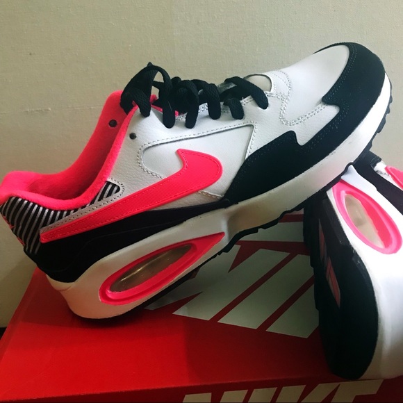 Nike Air Max 90 Essential - Picture 5 of 5